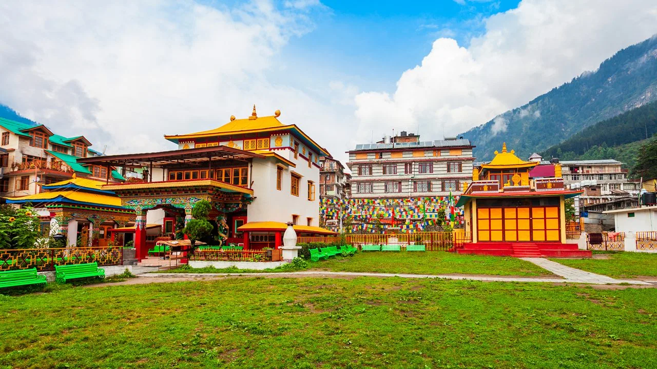 Delhi - Agra - Kulu Manali